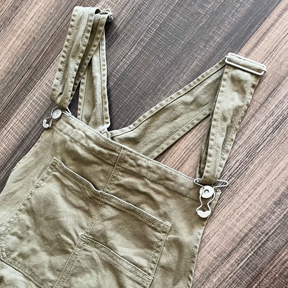 Olive Green Short Overalls - Picture 2 of 8